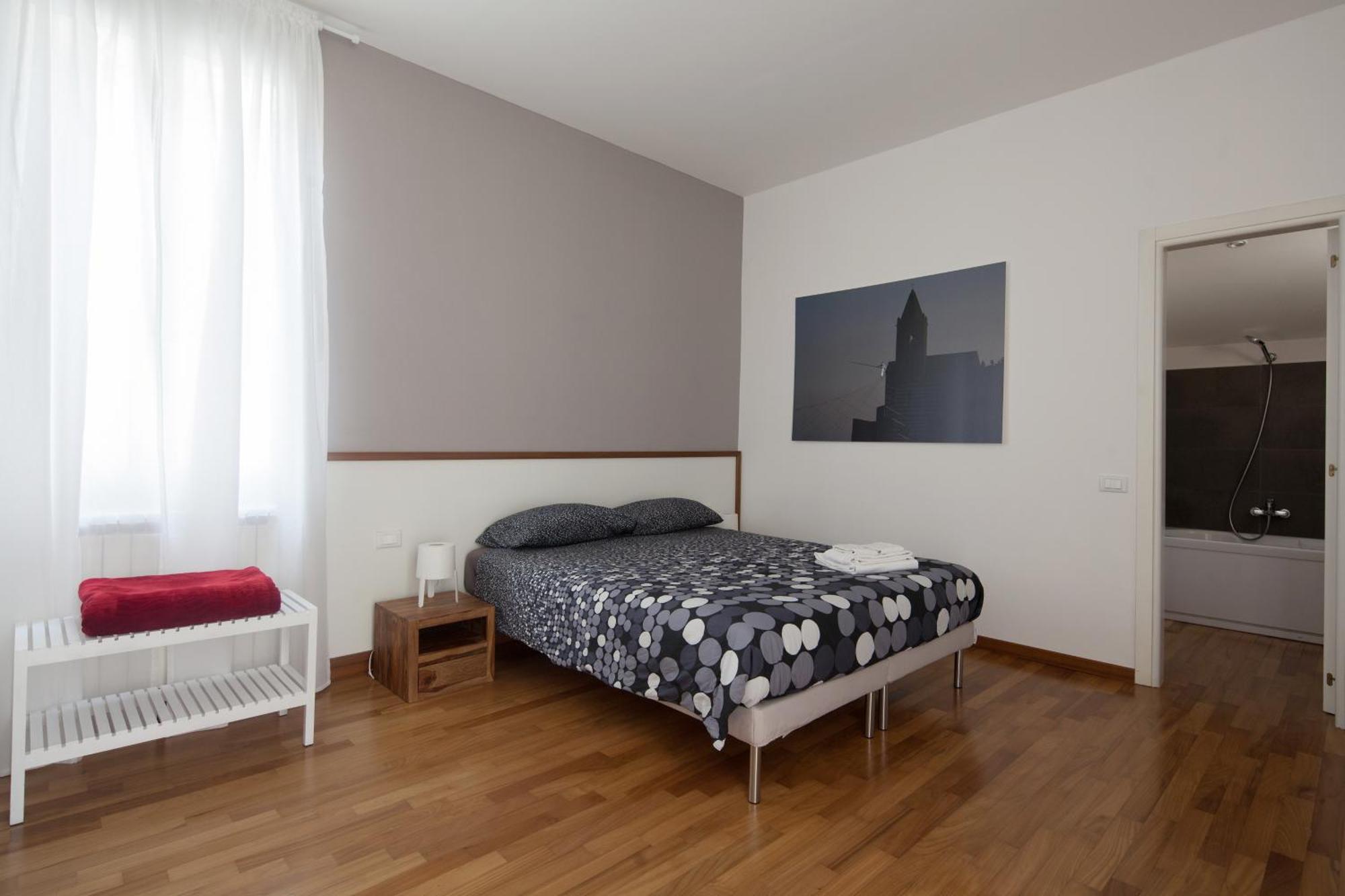 Cv5 - La Spezia City Center - Wide Modern Apartment Walking Distance To The Station To Cinque Terre - Big Terrace On The Roofs Buitenkant foto