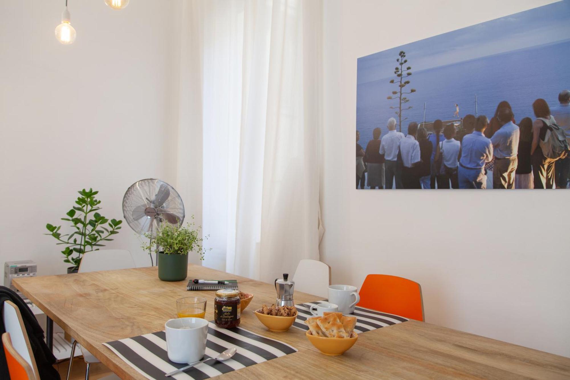 Cv5 - La Spezia City Center - Wide Modern Apartment Walking Distance To The Station To Cinque Terre - Big Terrace On The Roofs Buitenkant foto